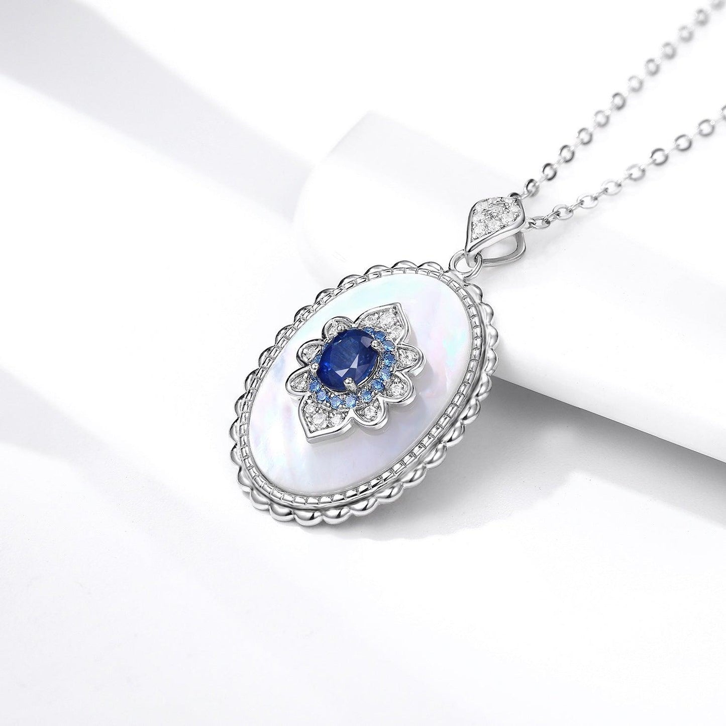 Sterling Silver Inlaid Light Luxury Natural Sapphire Pendant Necklace - KiwiBrands