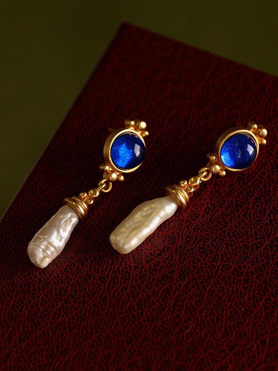 French Retro Maillard Blue Baroque Pearl Earrings - KiwiBrands